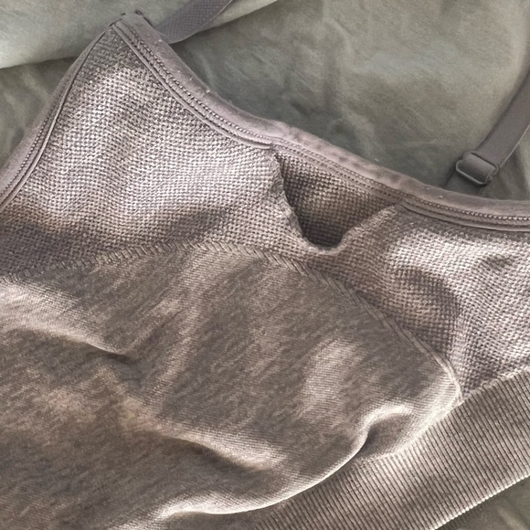 GYMSHARK women’s size small light grey sports bra workout top colorblock - Picture 5 of 7